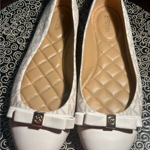 Michael Kors Cream and White Loafers with Bow Accent